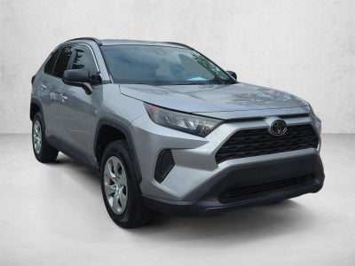 2020 Toyota RAV4 LE FWD (GS)