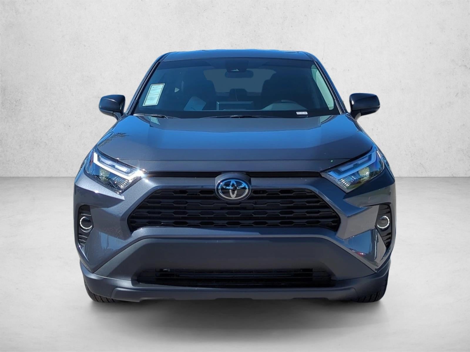2025 Toyota RAV4 LE FWD (GS)