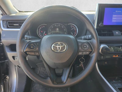 2023 Toyota RAV4 LE FWD (GS)