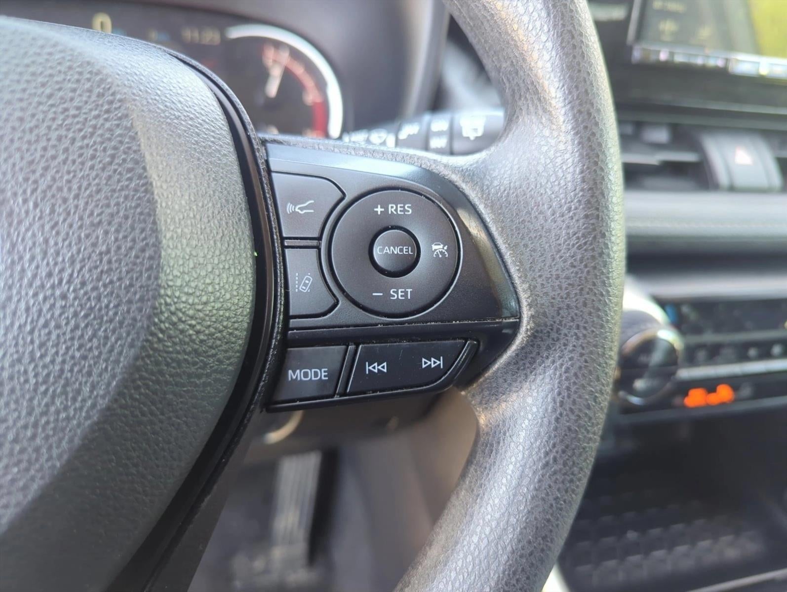 2023 Toyota RAV4 XLE AWD (Natl)