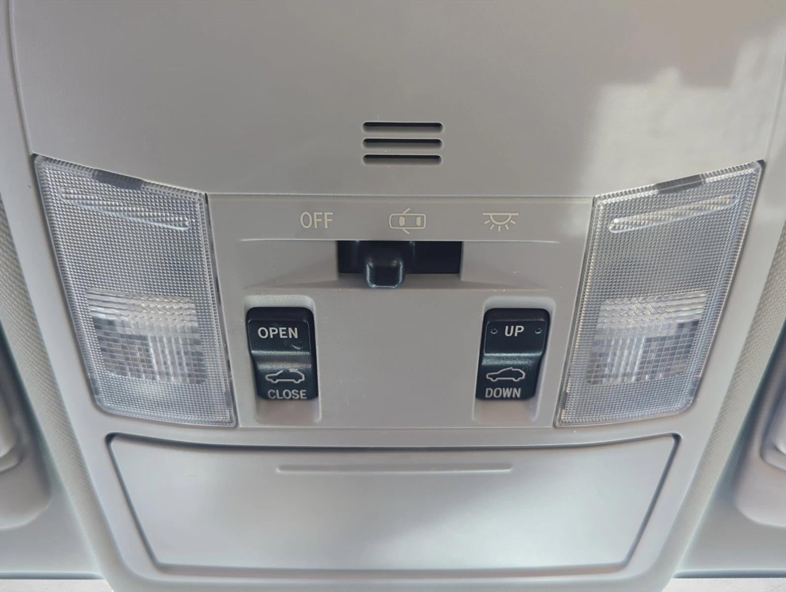 2017 Toyota RAV4 XLE AWD (Natl)