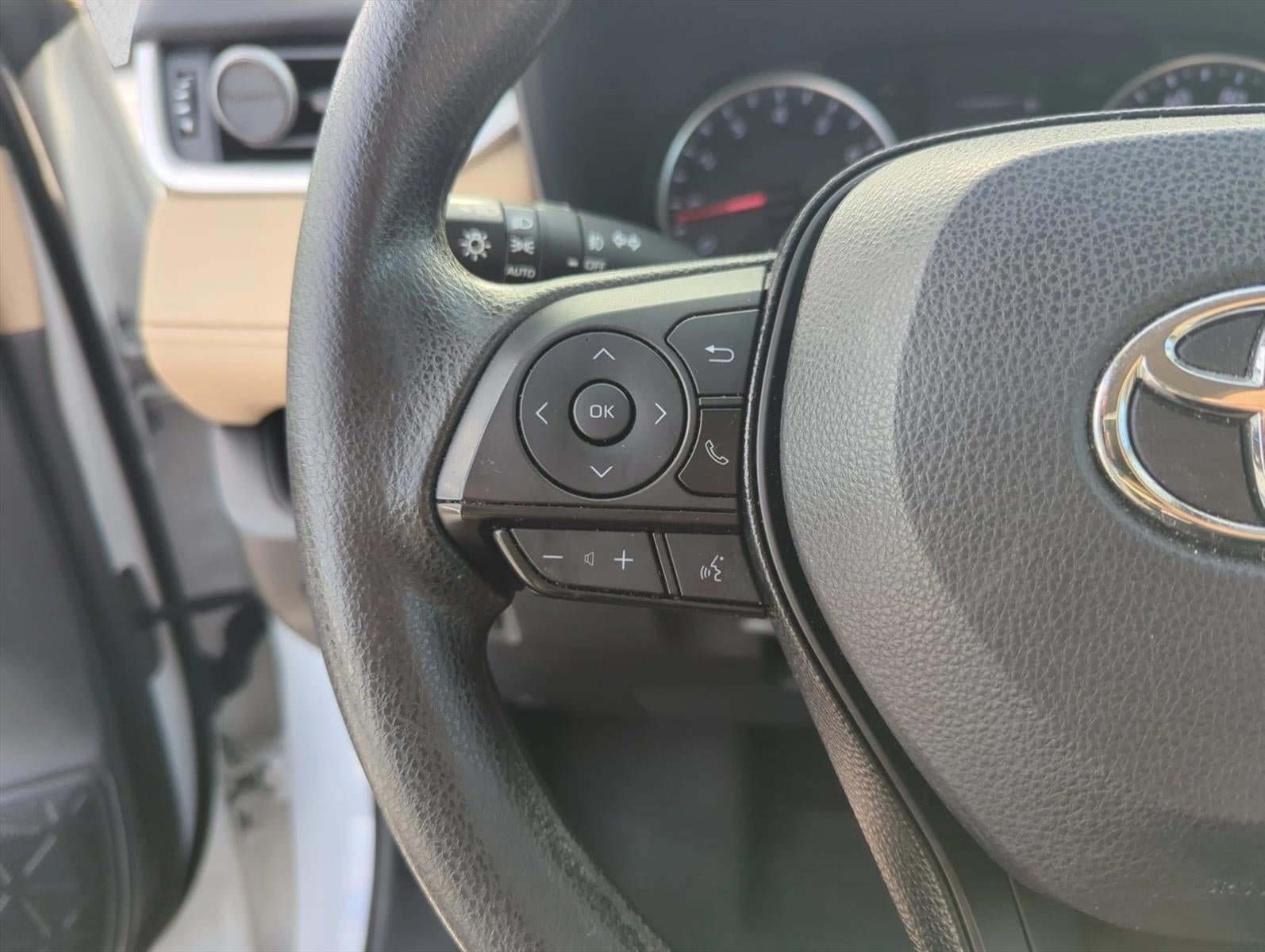 2021 Toyota RAV4 XLE FWD (GS)