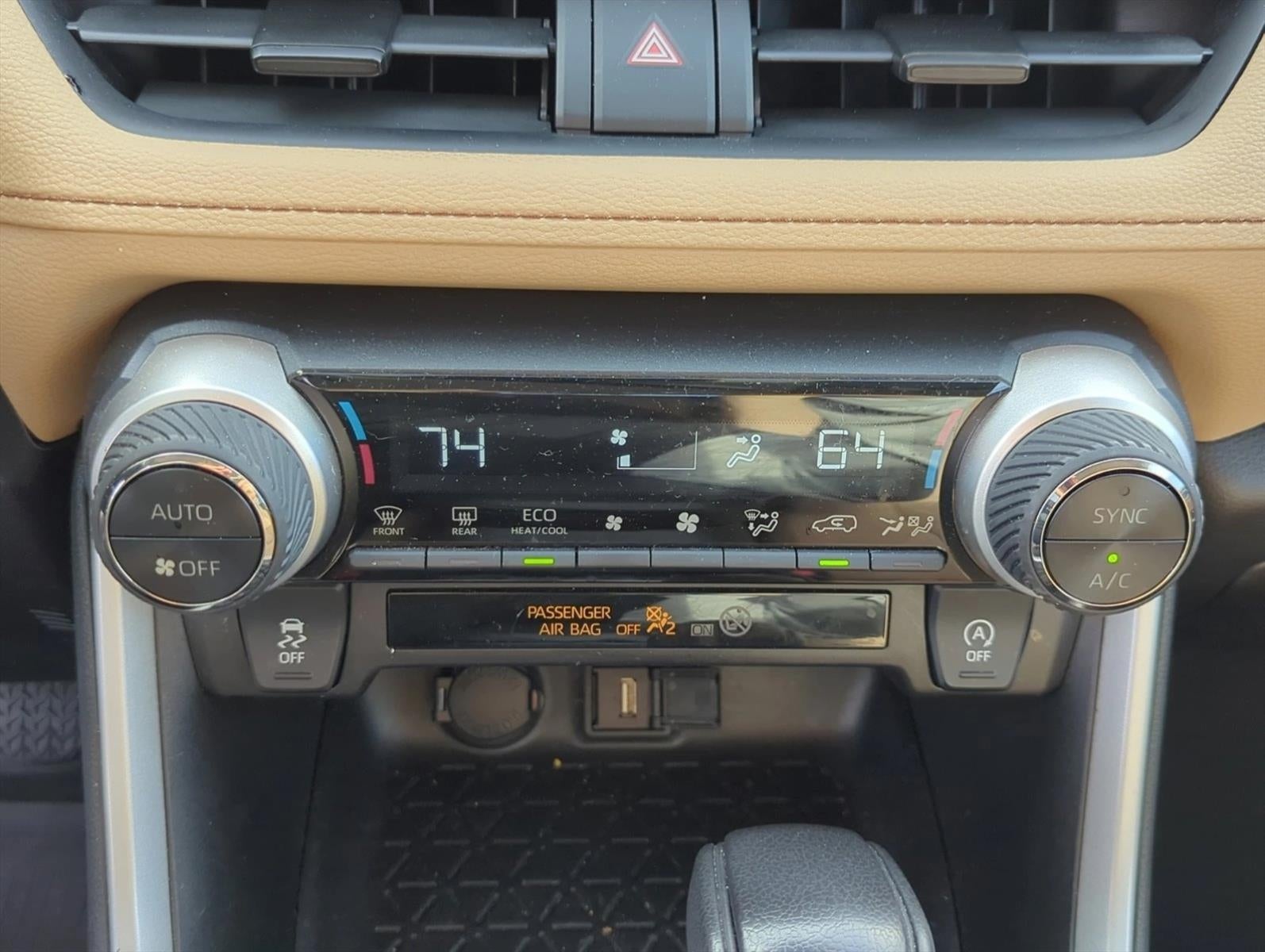 2021 Toyota RAV4 XLE FWD (GS)