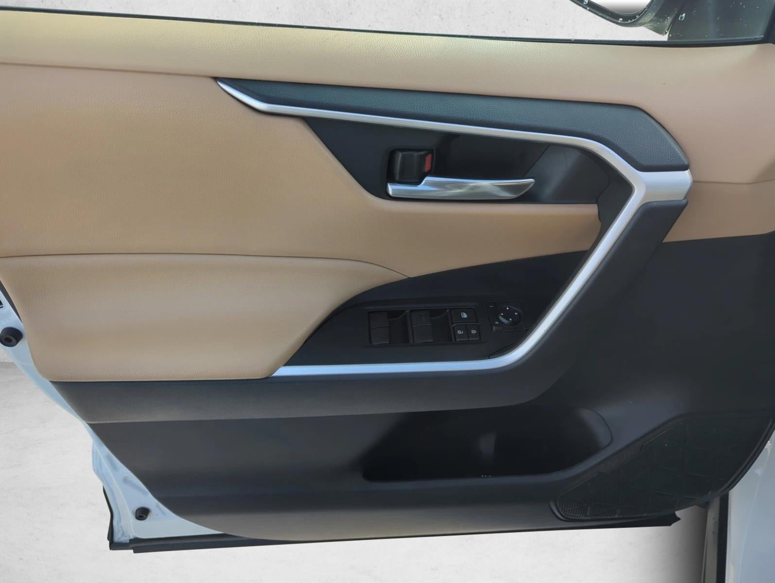 2021 Toyota RAV4 XLE FWD (GS)