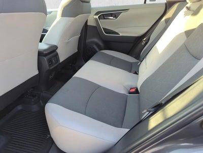 2022 Toyota RAV4 XLE FWD (GS)