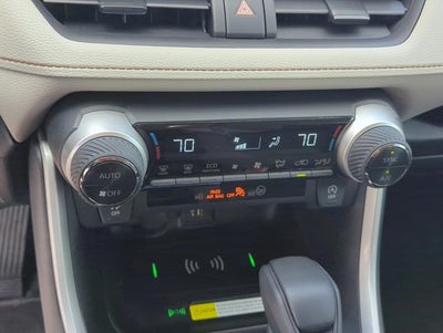 2024 Toyota RAV4 XLE FWD (Natl)