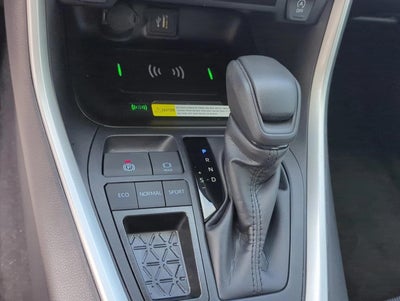 2024 Toyota RAV4 XLE FWD (Natl)