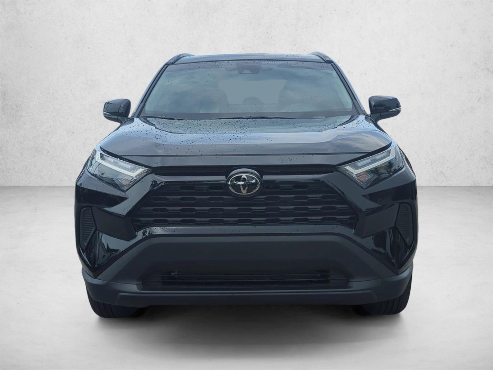 2025 Toyota RAV4 XLE FWD (GS)
