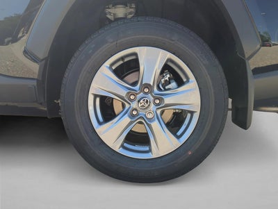 2025 Toyota RAV4 XLE FWD (GS)