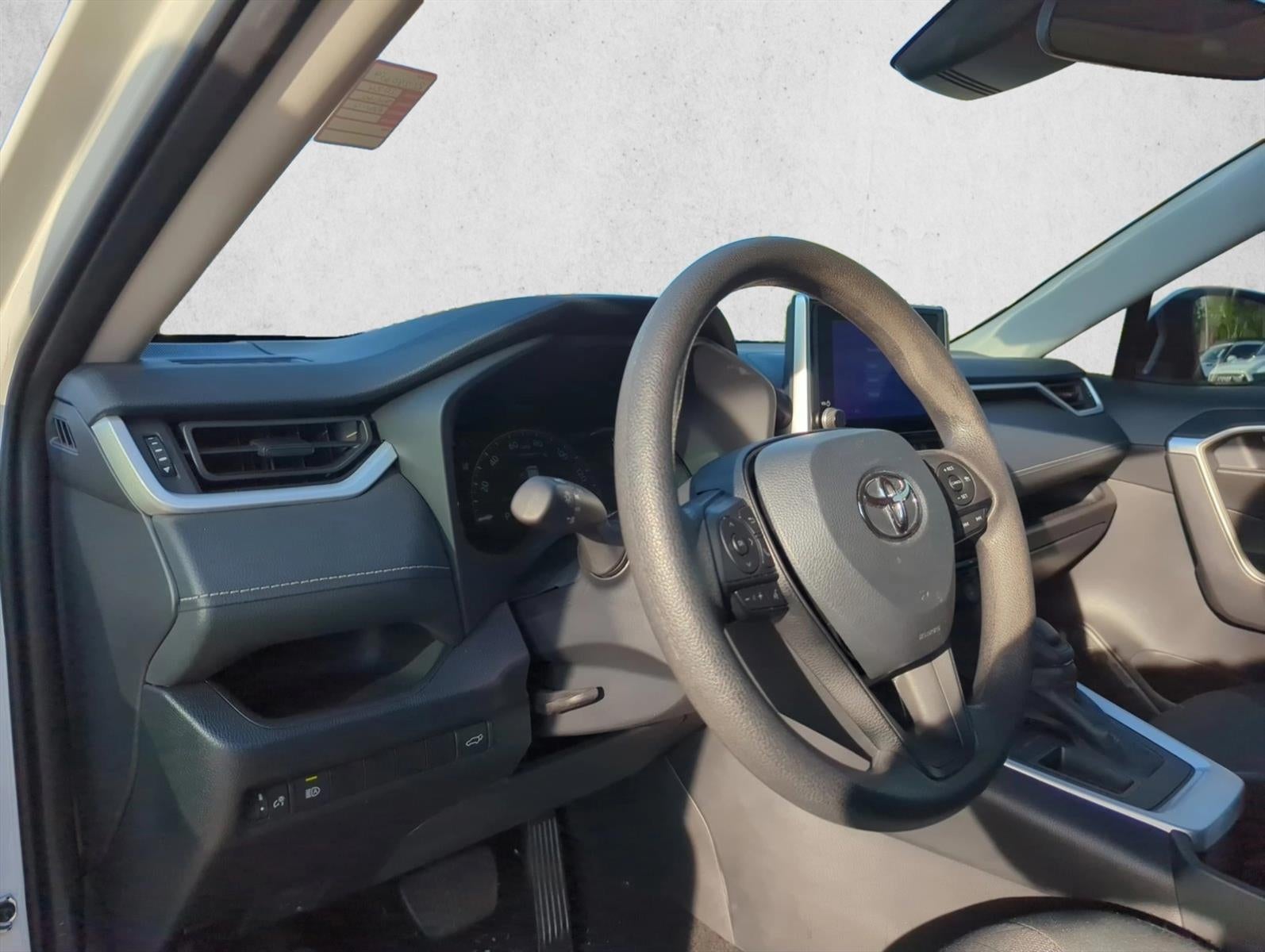 2024 Toyota RAV4 XLE FWD (Natl)
