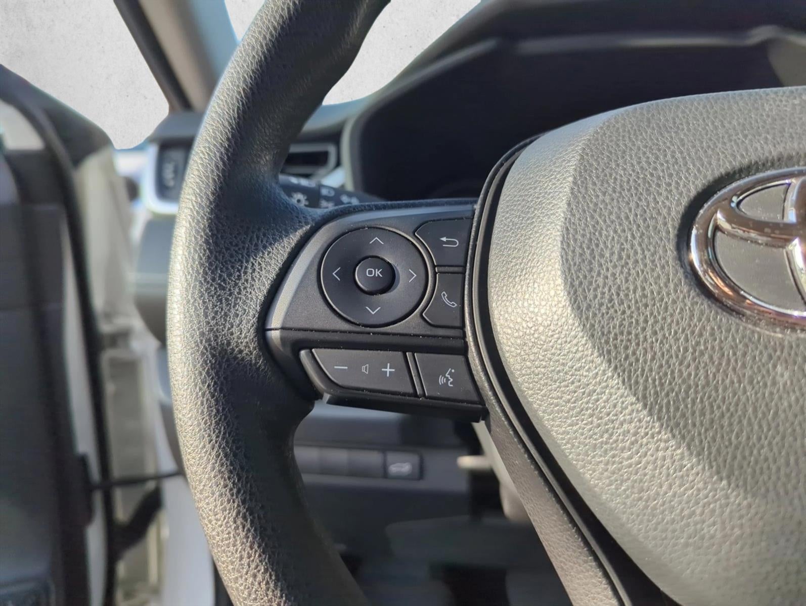 2024 Toyota RAV4 XLE FWD (Natl)