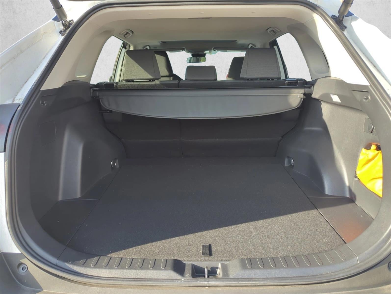 2024 Toyota RAV4 XLE FWD (Natl)