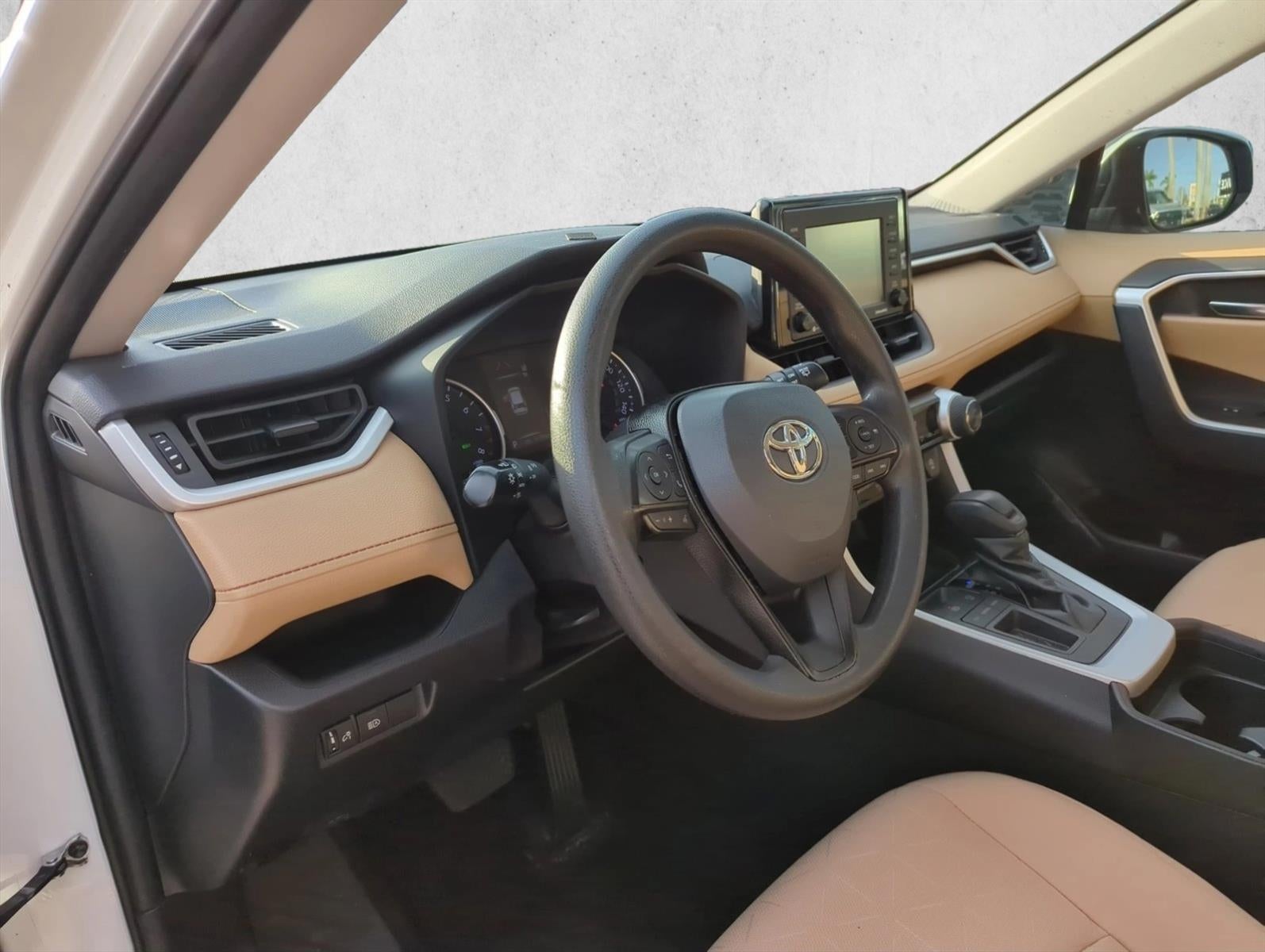2021 Toyota RAV4 XLE FWD (GS)