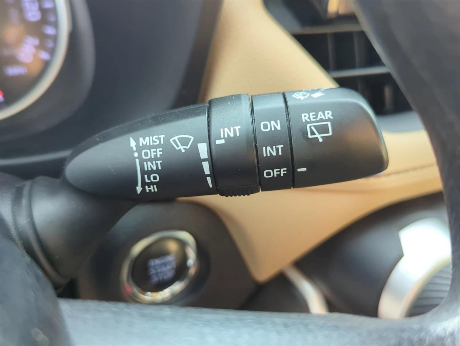 2021 Toyota RAV4 XLE FWD (GS)
