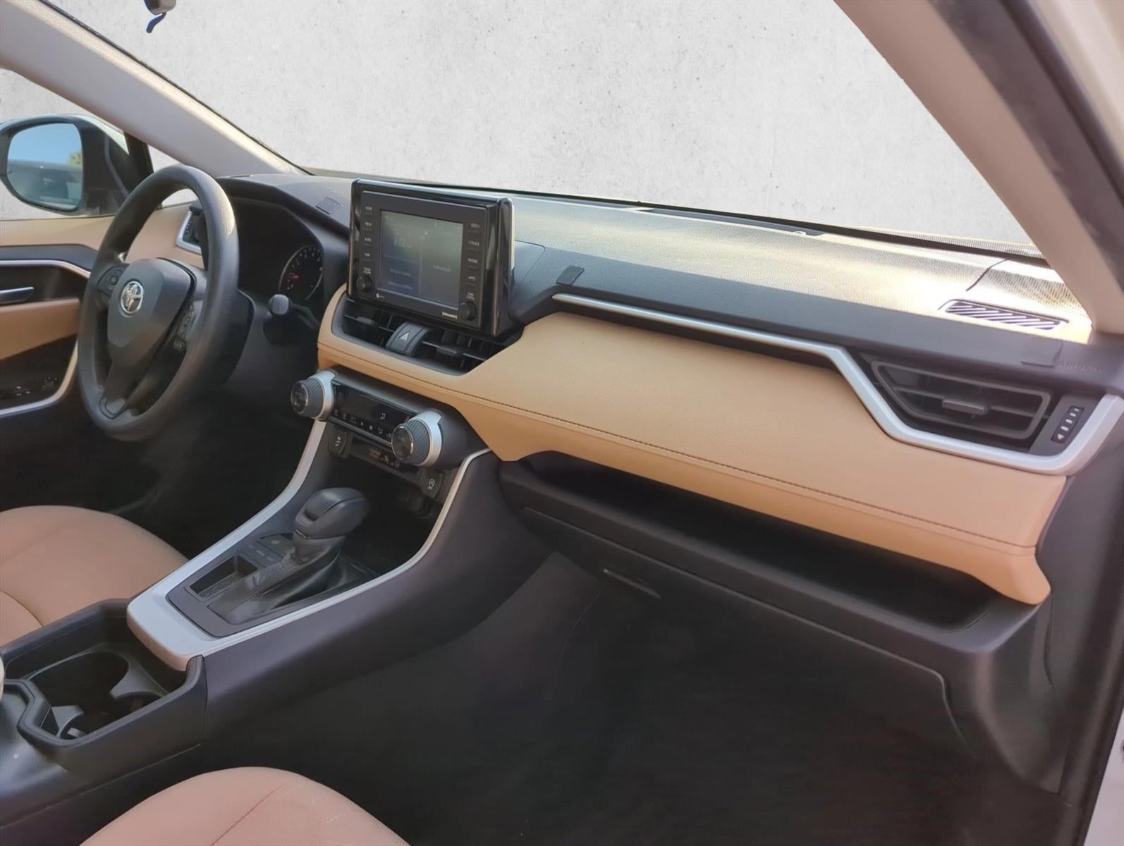 2021 Toyota RAV4 XLE FWD (GS)