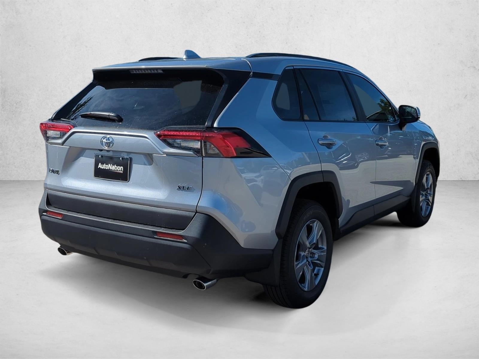 2025 Toyota RAV4 XLE FWD (GS)