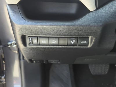 2022 Toyota RAV4 XLE FWD (GS)