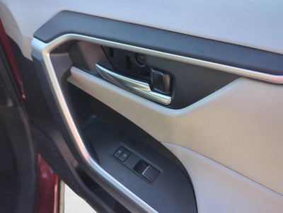 2024 Toyota RAV4 XLE FWD (Natl)