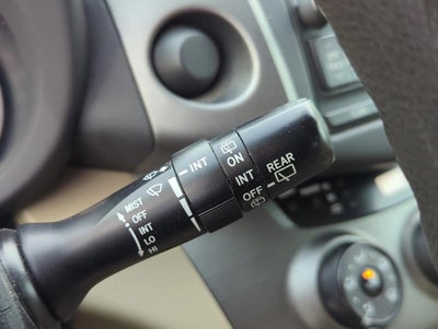 2012 Toyota RAV4 FWD 4dr I4 (Natl)