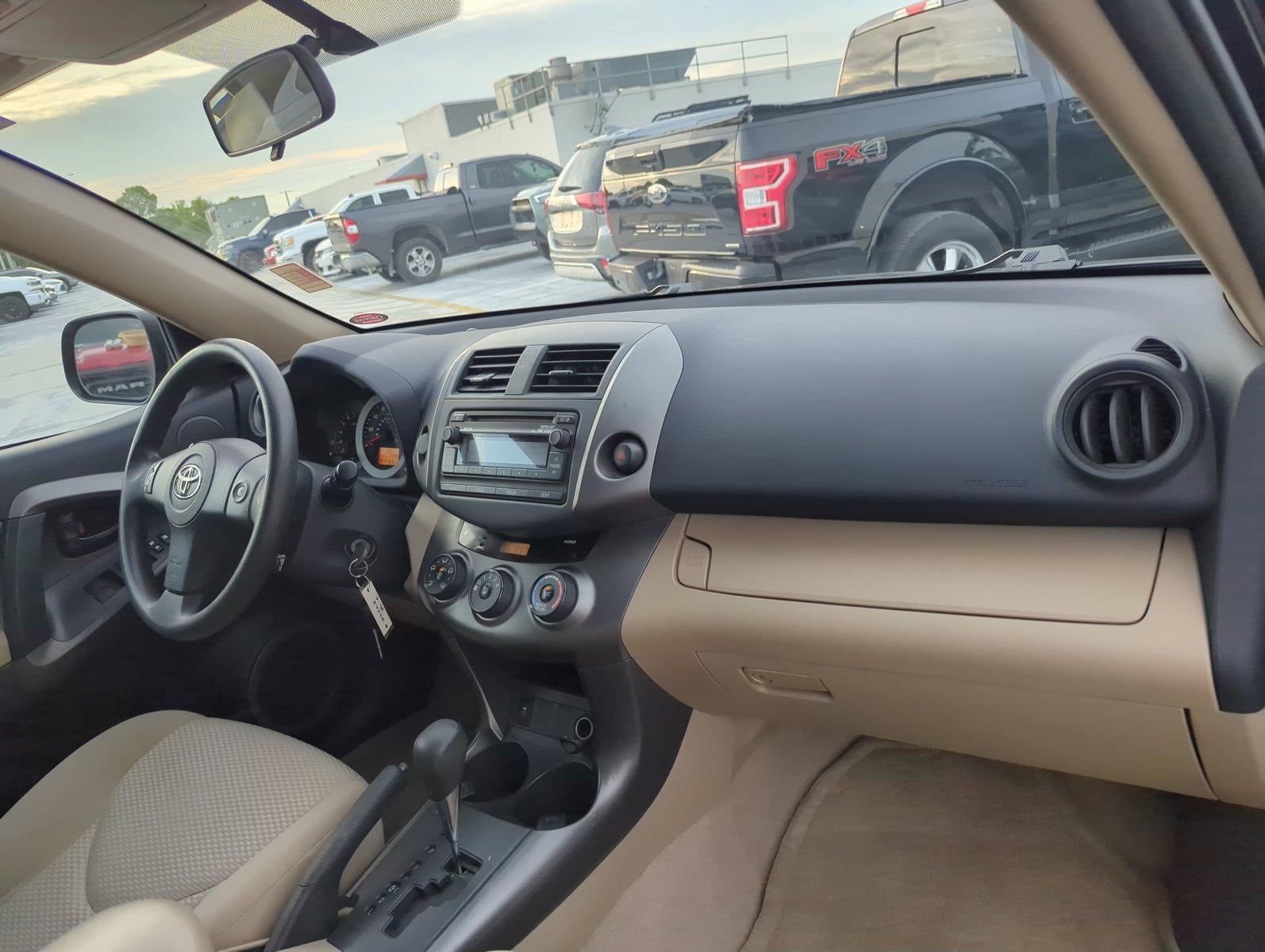 2012 Toyota RAV4 FWD 4dr I4 (Natl)