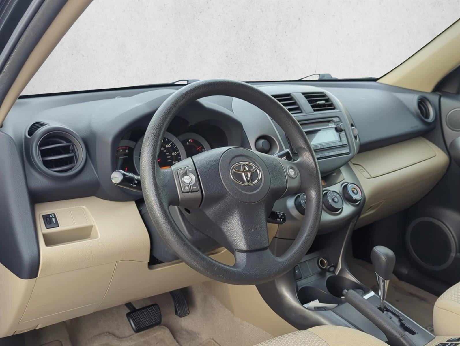 2012 Toyota RAV4 FWD 4dr I4 (Natl)