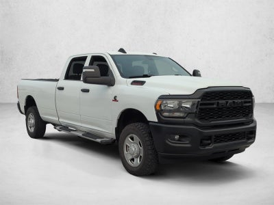 2023 RAM 3500 Tradesman 4x4 Crew Cab 8' Box
