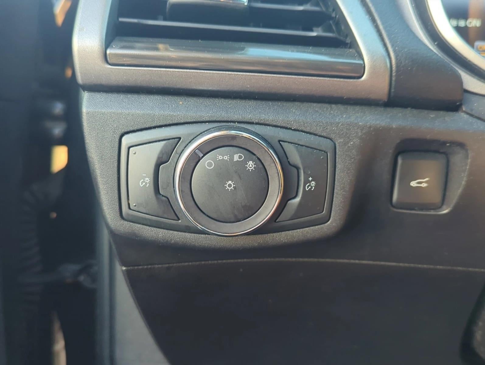 2019 Ford Fusion SEL FWD