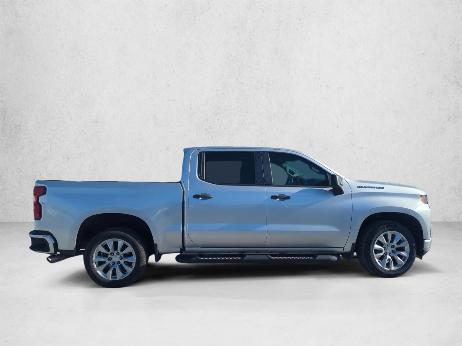 2019 Chevrolet Silverado 1500 Crew Cab Short Box 2-Wheel Drive Custom