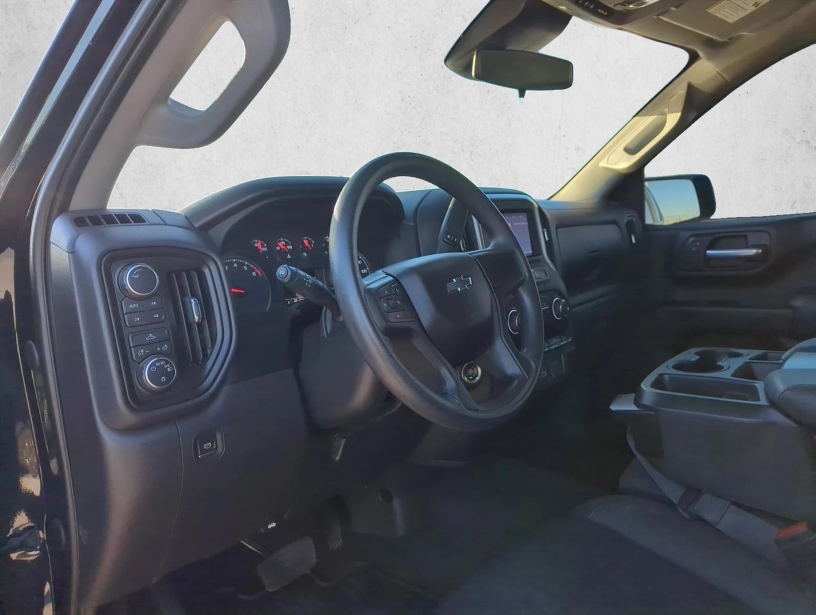 2023 Chevrolet Silverado 1500 Crew Cab Short Box 4-Wheel Drive Custom Trail Boss