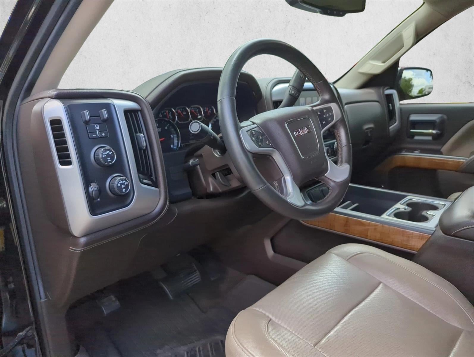 2018 GMC Sierra 1500 Crew Cab Short Box 4-Wheel Drive SLT