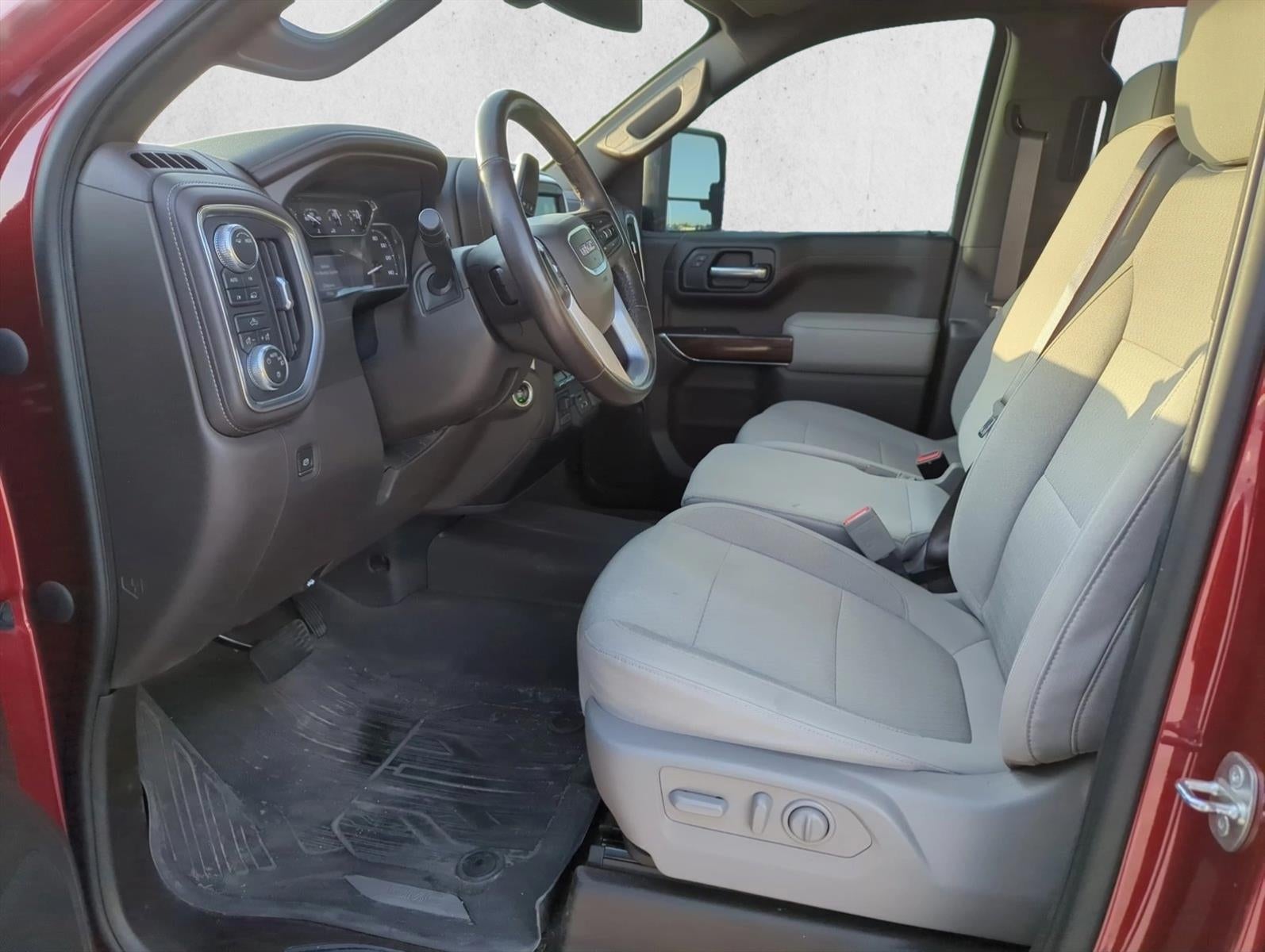 2021 GMC Sierra 1500 Crew Cab Short Box 4-Wheel Drive SLE