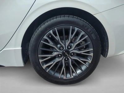 2024 Kia Forte GT-Line IVT