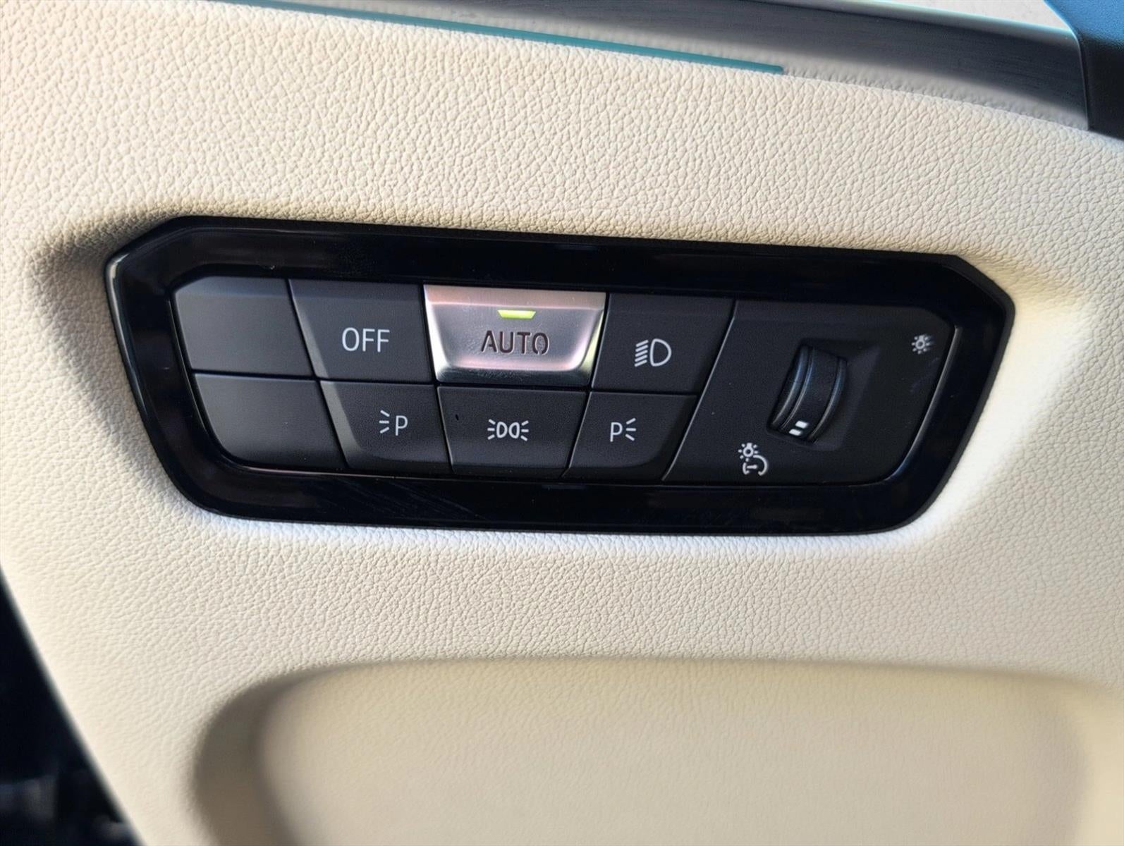 2023 BMW 330e Plug-In Hybrid