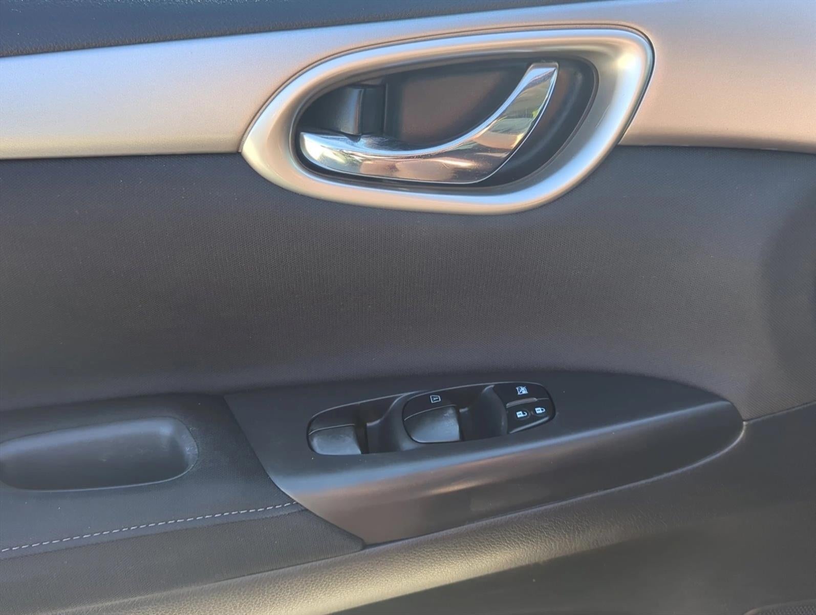 2014 Nissan Sentra 4dr Sdn I4 CVT SV