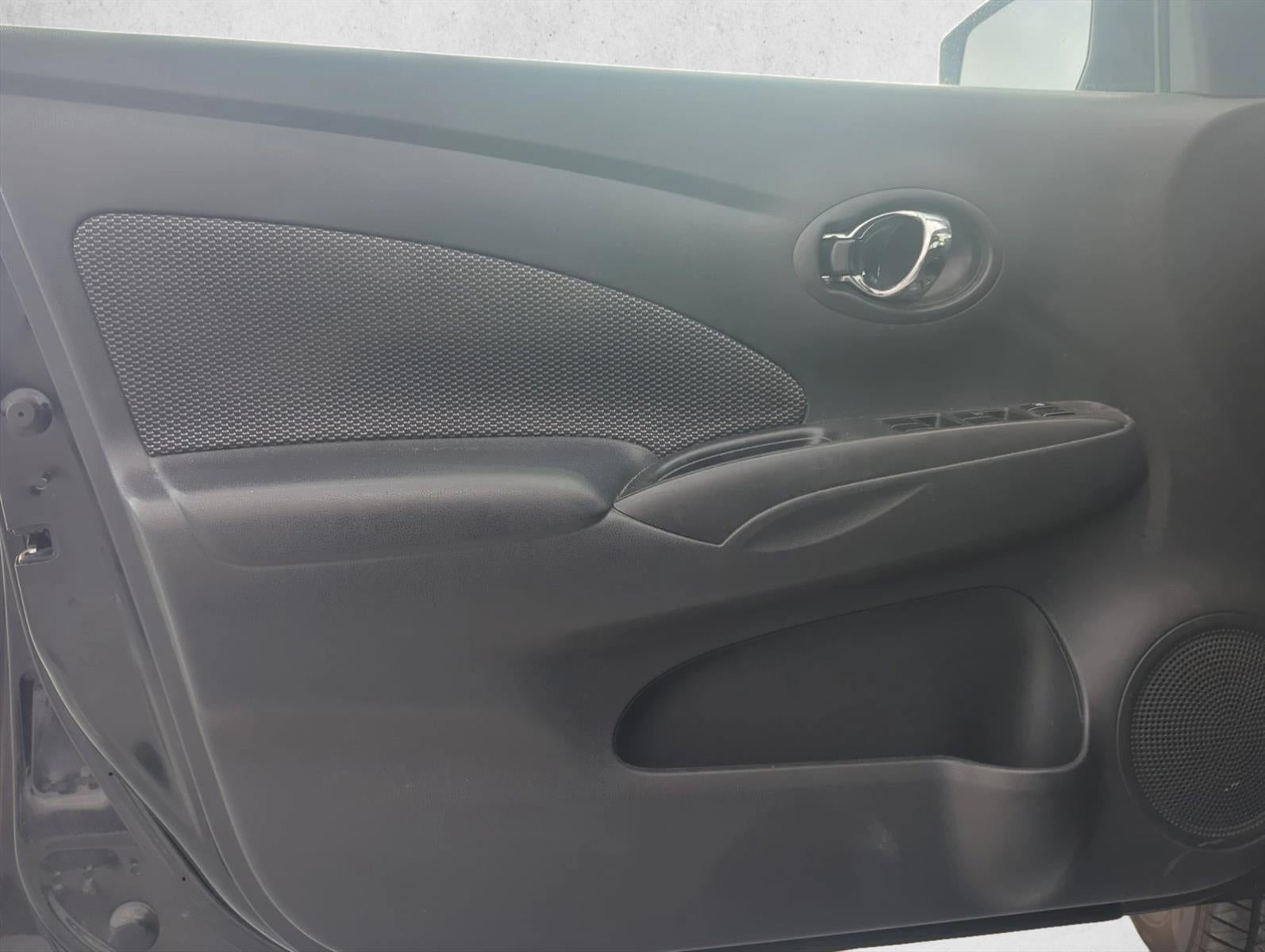 2018 Nissan Versa Sedan SV CVT