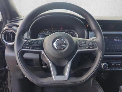 2020 Nissan Kicks SV FWD