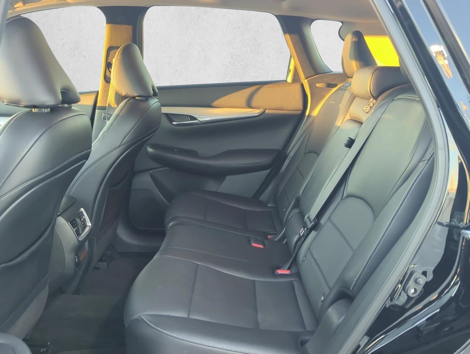 2021 INFINITI QX50 LUXE FWD