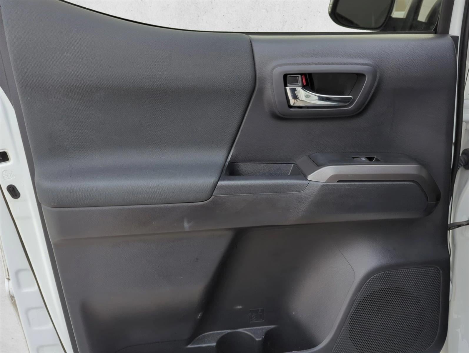 2023 Toyota Tacoma 2WD 2WD TRD Off Road Double Cab 5' Bed V6 AT (Natl)