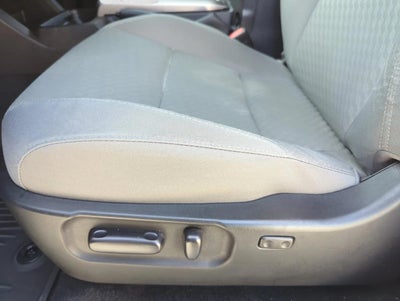 2022 Toyota Tacoma 2WD 2WD SR5 Double Cab 5' Bed V6 AT (GS)