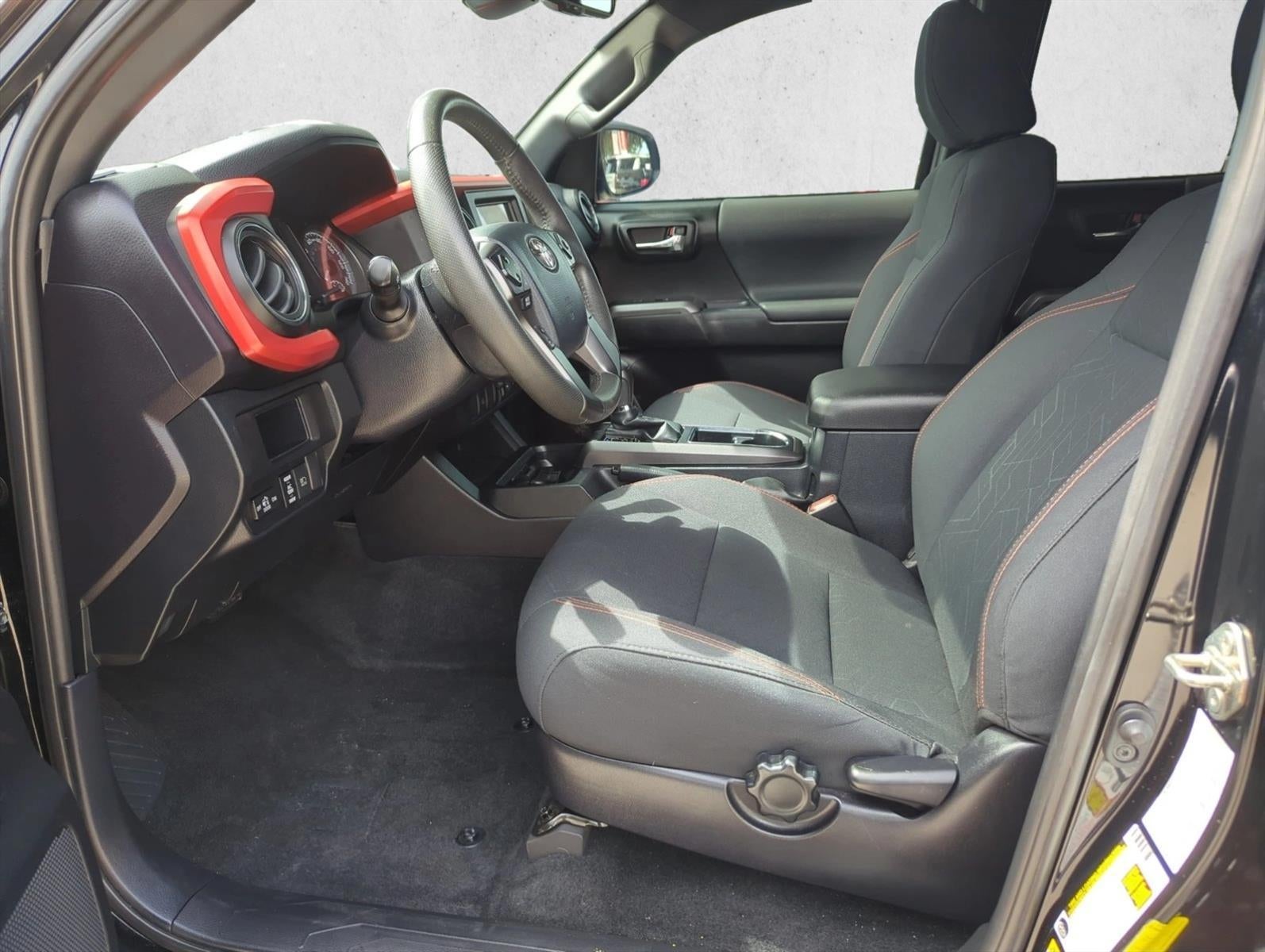 2019 Toyota Tacoma 2WD 2WD TRD Sport Double Cab 5' Bed V6 AT (Natl)