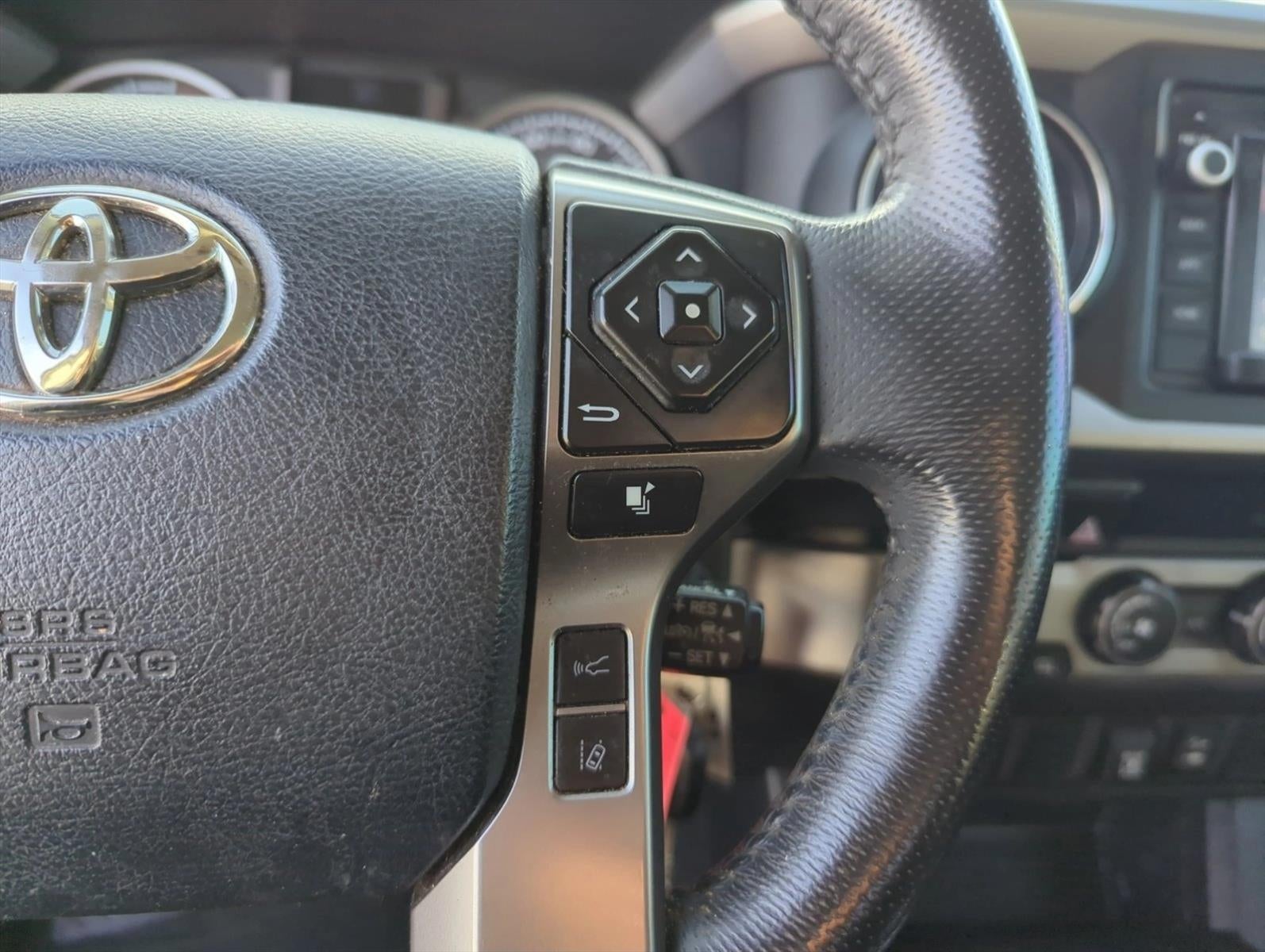 2019 Toyota Tacoma 2WD 2WD SR5 Double Cab 5' Bed V6 AT (GS)