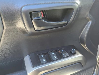 2023 Toyota Tacoma 2WD 2WD SR5 Double Cab 5' Bed V6 AT (GS)