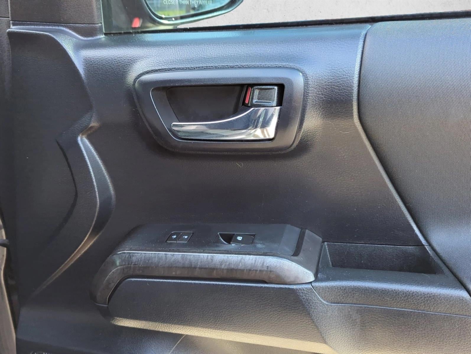 2019 Toyota Tacoma 2WD 2WD TRD Sport Double Cab 5' Bed V6 AT (Natl)