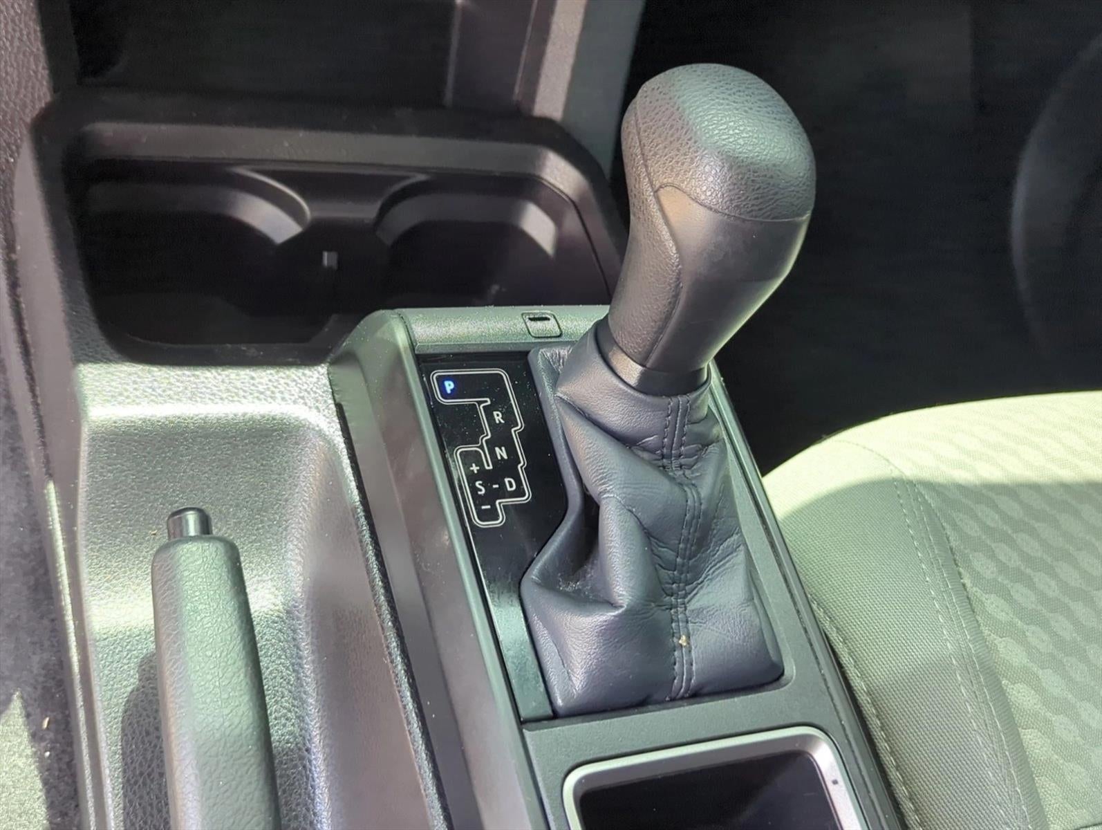 2023 Toyota Tacoma 4WD 4WD SR Double Cab 5' Bed V6 AT (GS)