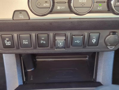 2023 Toyota Tacoma 2WD 2WD Limited Double Cab 5' Bed V6 AT (Natl)