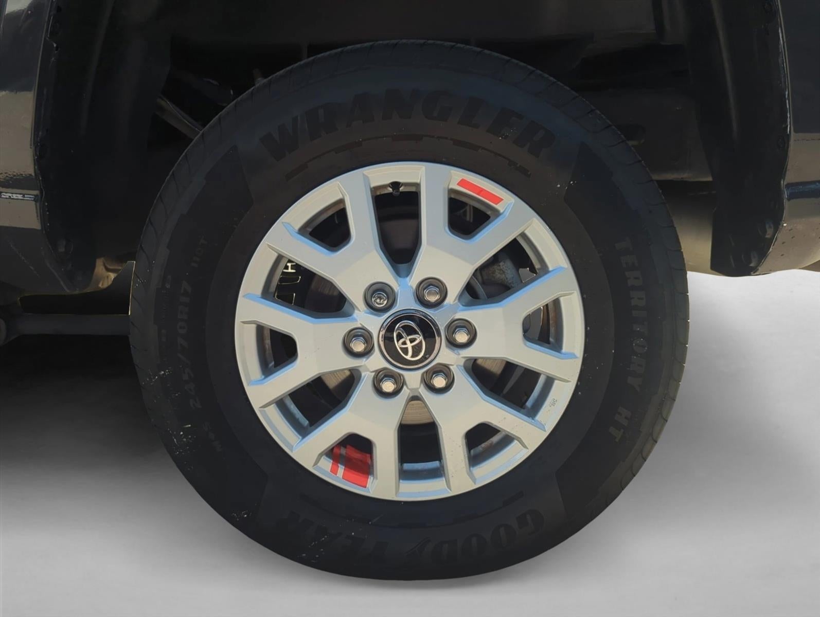 2025 Toyota Tacoma 2WD 2WD SR5 Double Cab 5' Bed AT (SE)