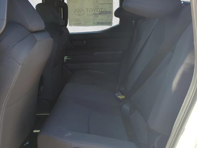 2026 Toyota Tacoma 2WD 2WD SR5 Double Cab 5' Bed AT (SE)