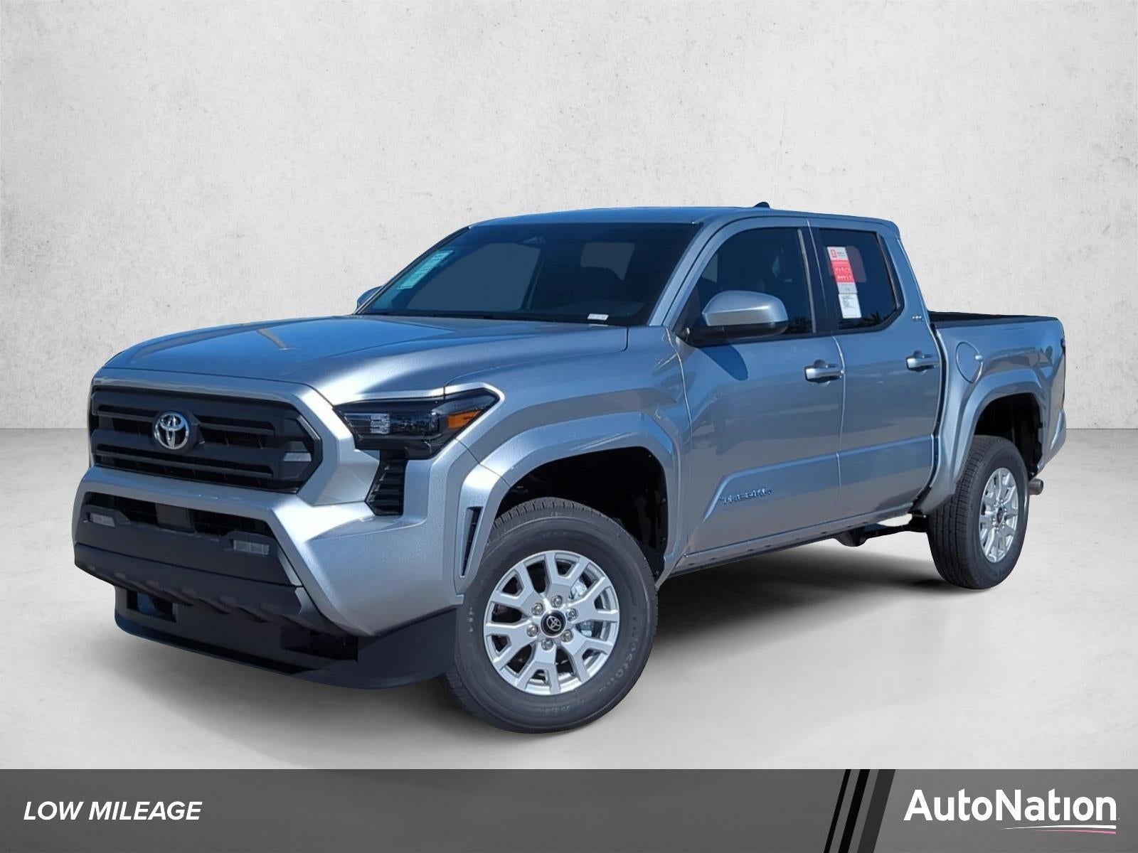 2026 Toyota Tacoma 2WD 2WD SR5 Double Cab 5' Bed AT (SE)
