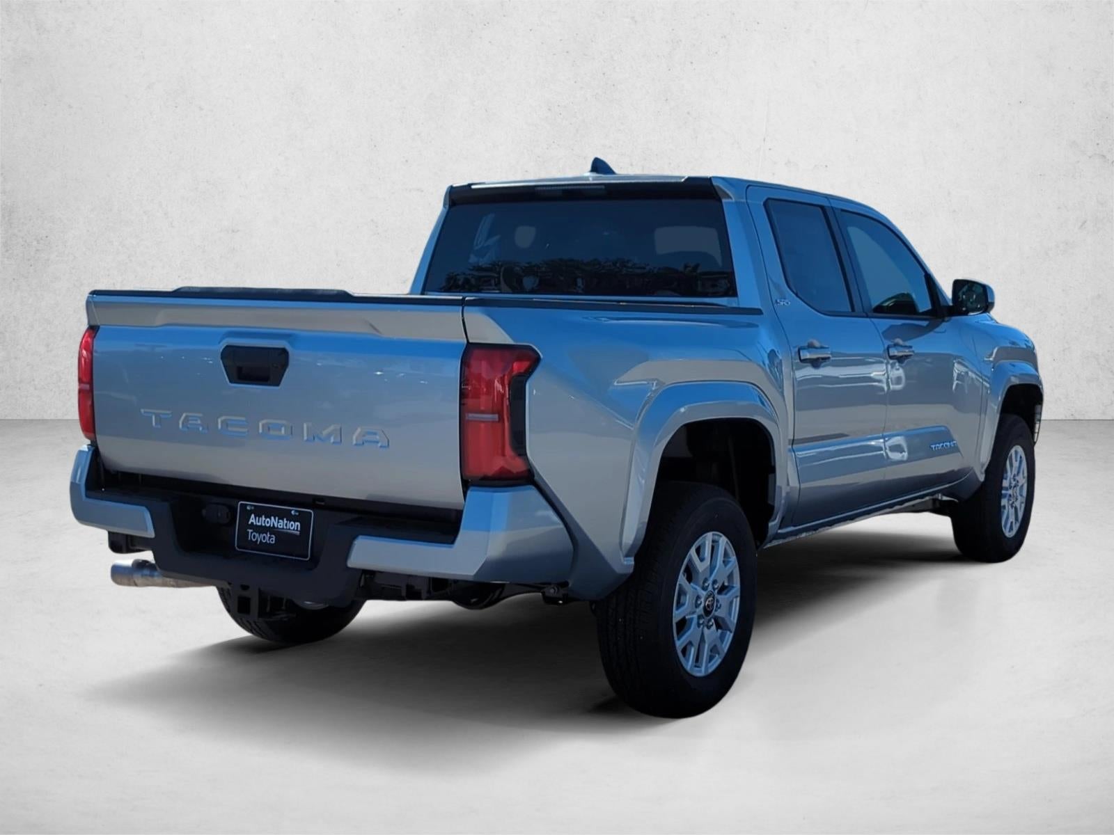 2026 Toyota Tacoma 2WD 2WD SR5 Double Cab 5' Bed AT (SE)