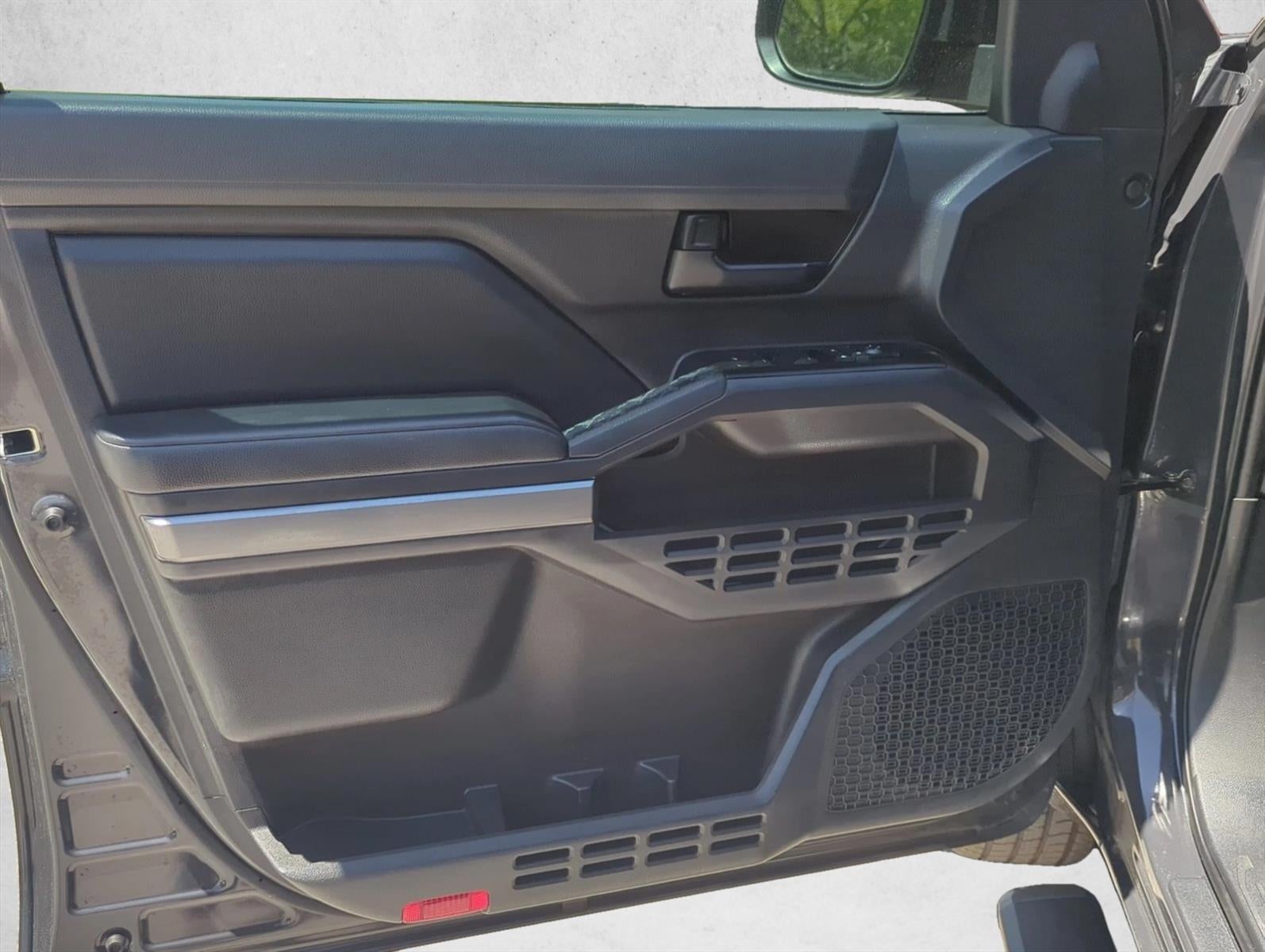2024 Toyota Tacoma 2WD 2WD SR5 Double Cab 5' Bed AT (Natl)